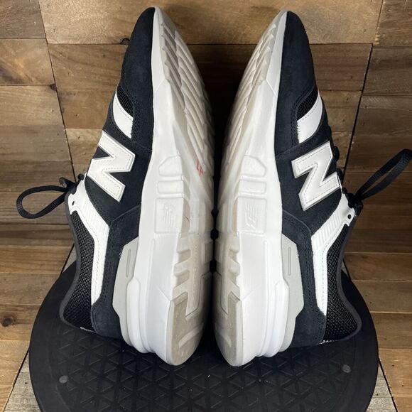 New Balance 997H Womens Size US 9.5 Black Running Lace Up Athletic Casual Shoes - Picture 8 of 10